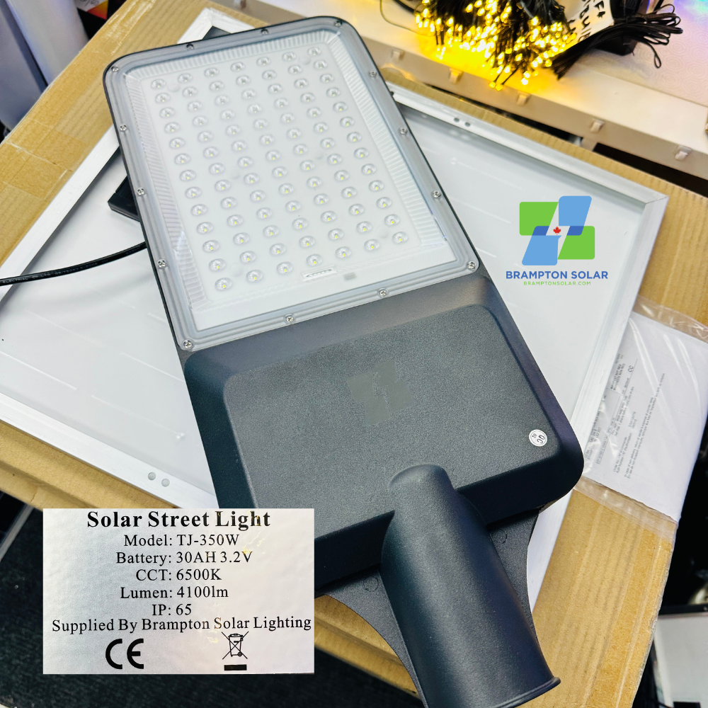 350w Dusk to Dawn LED Security Light + Remote. New 2024 Stock.